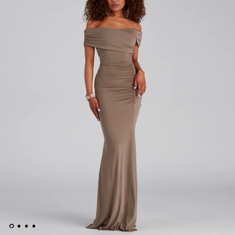 Windsor Bodycon Formal Dress